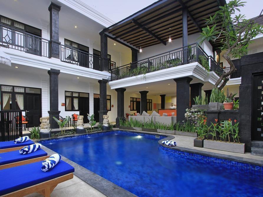 Kubu Anyar Hotel Kuta  Exterior photo