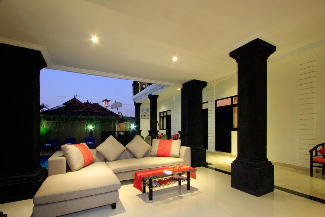 Kubu Anyar Hotel Kuta  Exterior photo