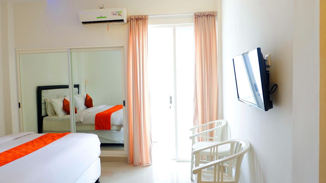 Kubu Anyar Hotel Kuta  Exterior photo